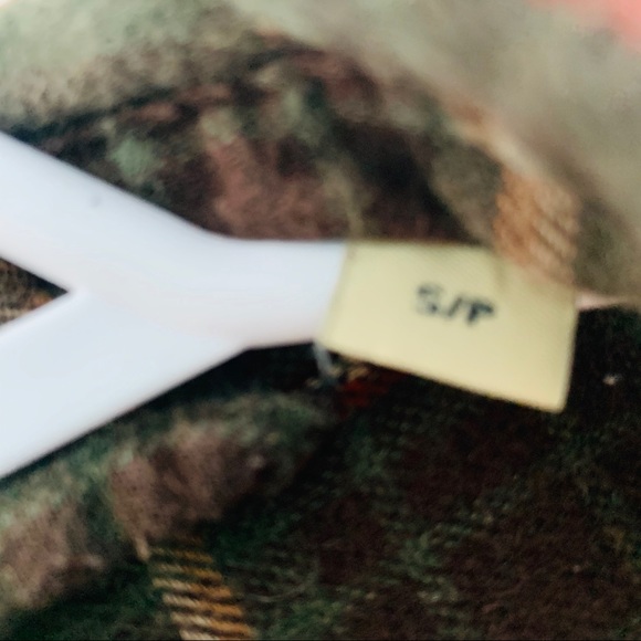 G.H. Bass & Co Plaid Shirt - Picture 6 of 6